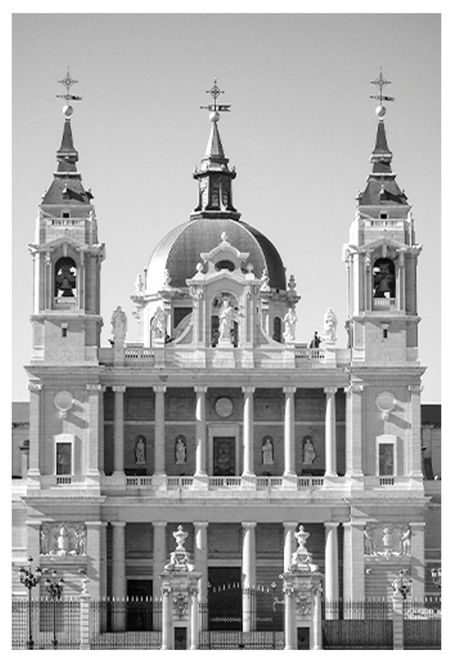 Almudena Cathedral Poster - Hakyarts