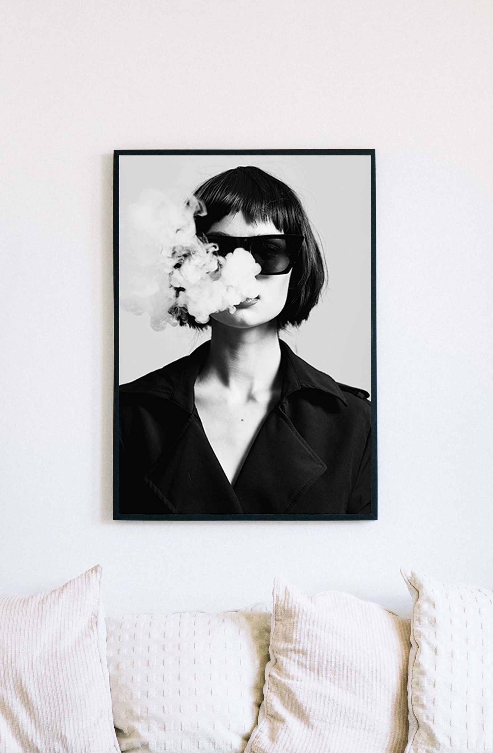 Smoking Woman Poster - Hakyarts